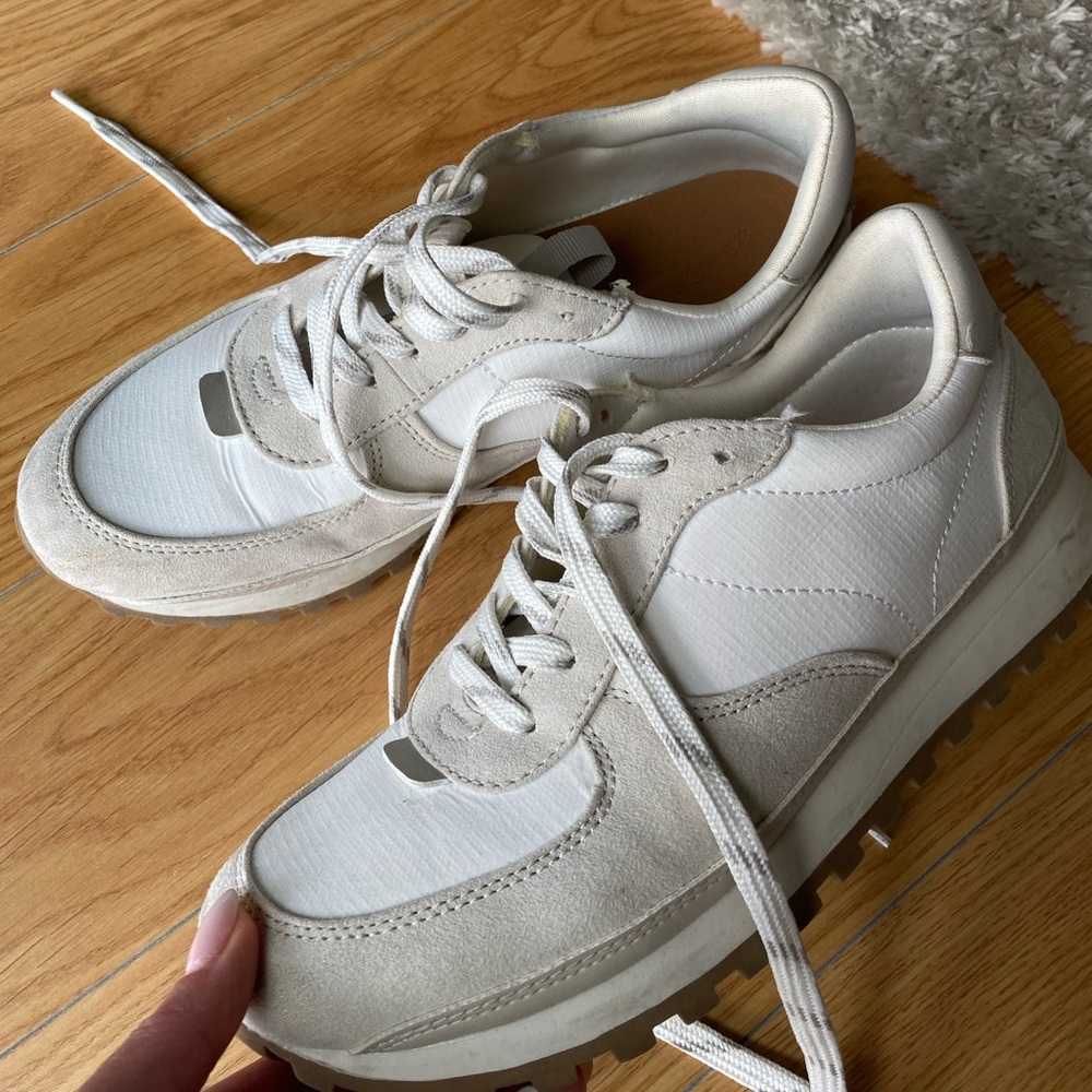 Universal Thread Sneakers
